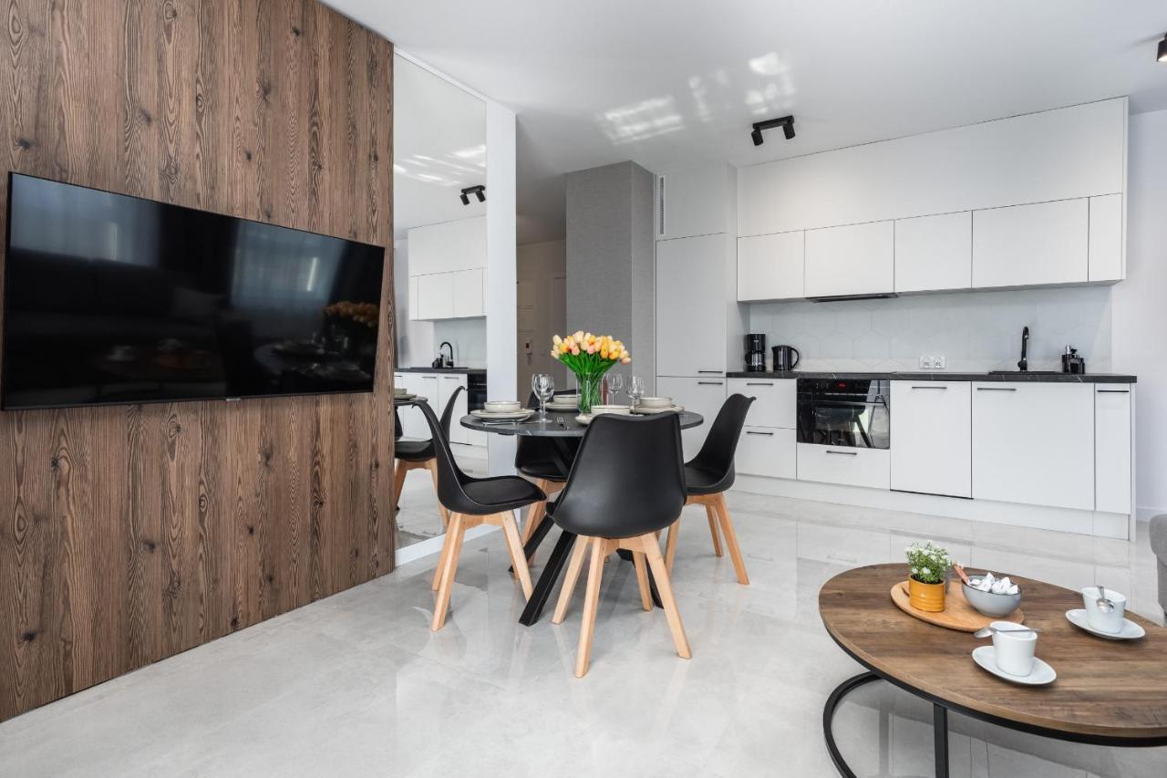 Sun Towers Lux Apartments By Renters Prestige Swinoujscie Exterior photo